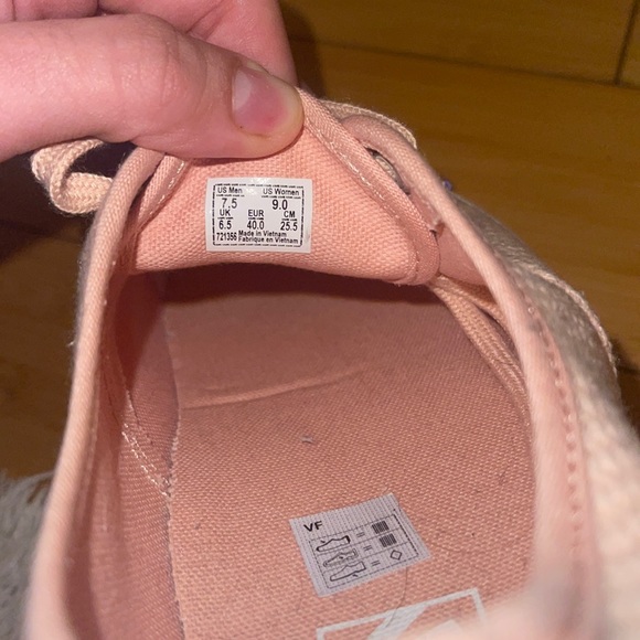 Woven never worn vans - Picture 3 of 3